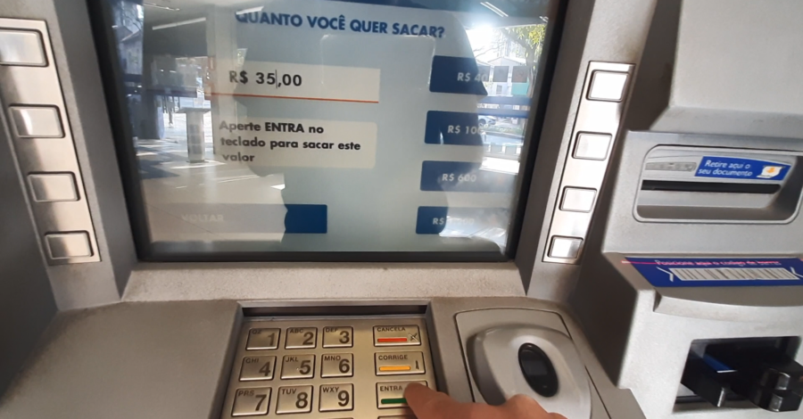 Como Fazer pra Sacar Dinheiro no Caixa Eletrônico ( Caixa Econômica Federal )