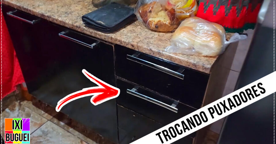 COMO TROCAR PUXADOR DE GAVETA VELHO POR NOVOS passo a passo