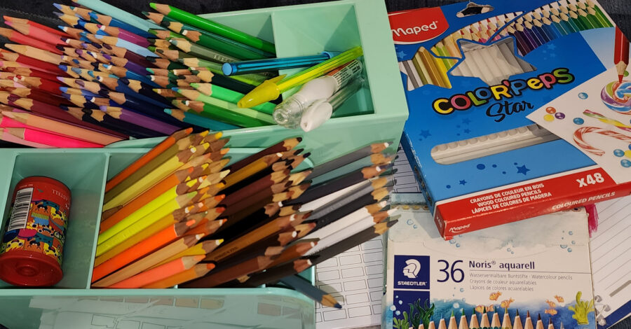 ✏️ Como são as cores dos Lápis de Cor das Marcas : Staedtler Noris, Faber Castell e Maped