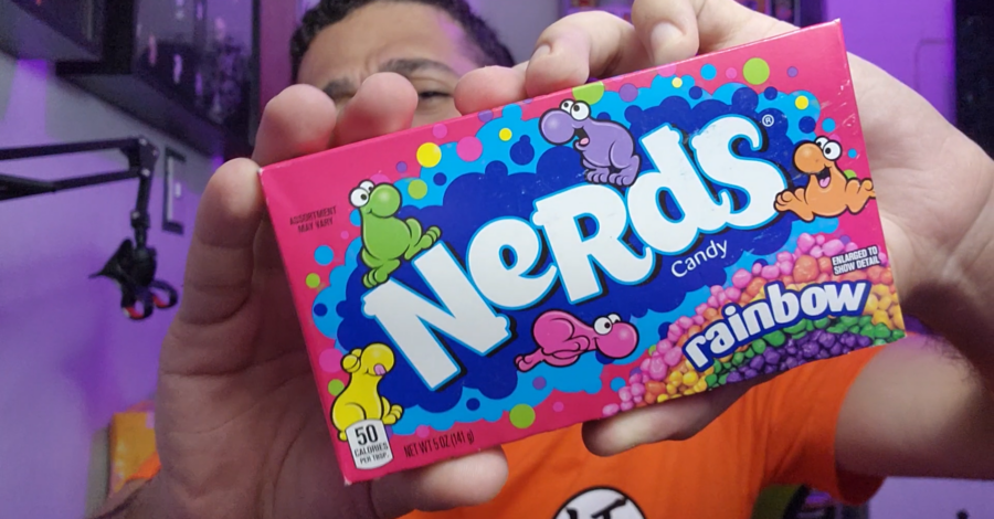 🌈 TUDO MISTURADO? ACHEI QUE AS CORES FOSSEM SEPARADAS POR CORES DENTRO DA CAIXA! NERDS CANDY RAINBOW