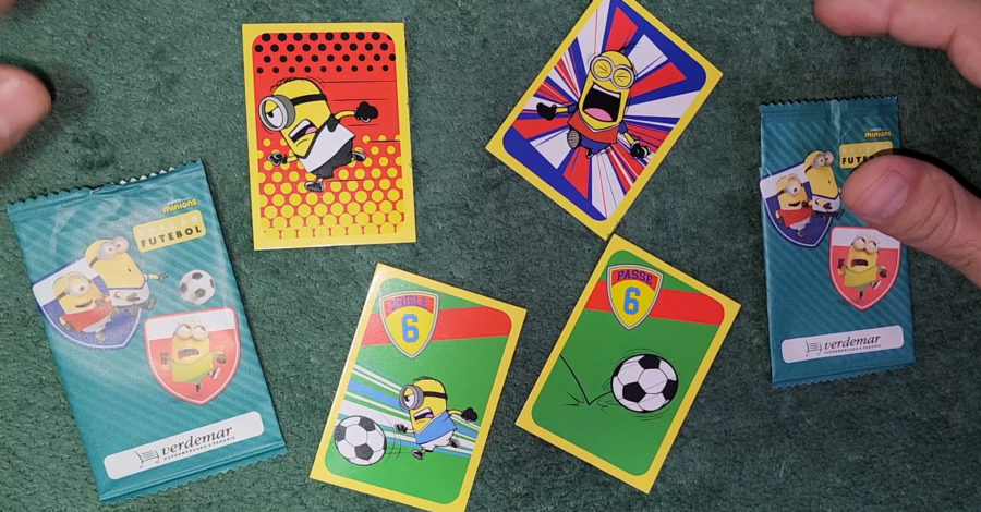 ABRINDO PACOTINHOS DE CARD DOS MINIONS EDIÇÃO FUTEBOL
