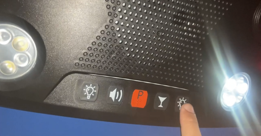 COMO ACENDER LUZ DO PAINEL DO ÔNIBUS DE VIAGEM E COMO ABRIR OU FECHAR A PORTINHA DO AR CONDICIONADO