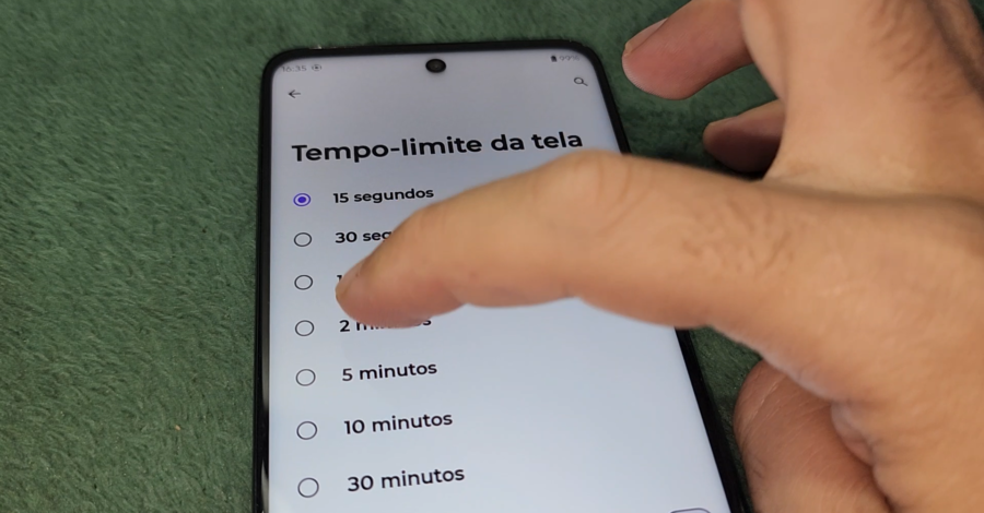 COMO AUMENTAR O TEMPO DE TELA DO CELULAR ( DEMORAR MAIS PARA APAGAR ) motorola